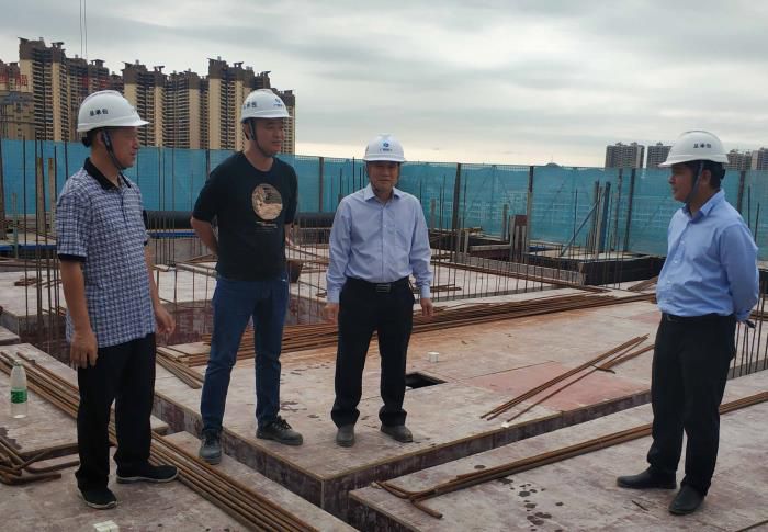 1.1查抄现场。李挺 摄700.jpg