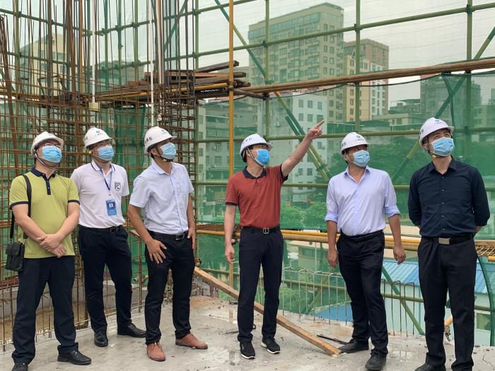 5.1调研现场。杨桂峰 摄700.jpg