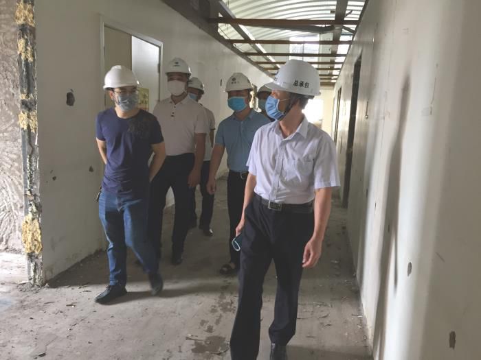 2.1现场查抄领导。熊国梁 摄700.jpg