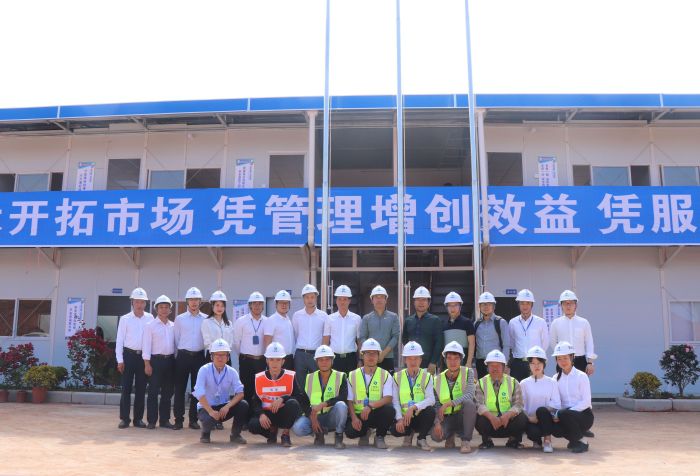 会后合影。 杨俊峰 摄.jpg