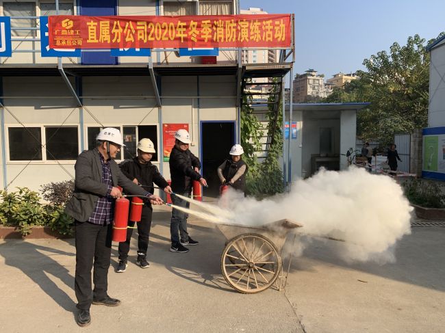 演练现场；畦￡ 摄.jpg