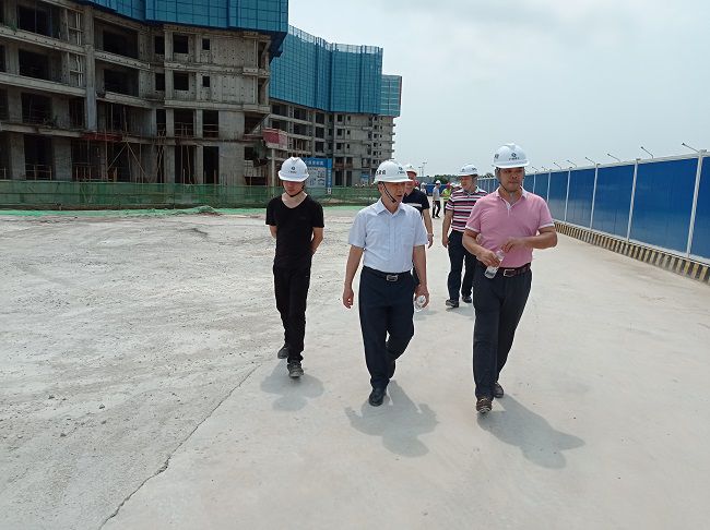 查抄现场。陆炳松 摄（建图）.jpg