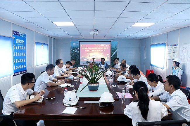 党课会议现场。 周煜川摄（建图）.jpg