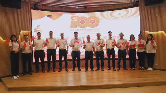 合影。卢勤 摄（建图）.jpg