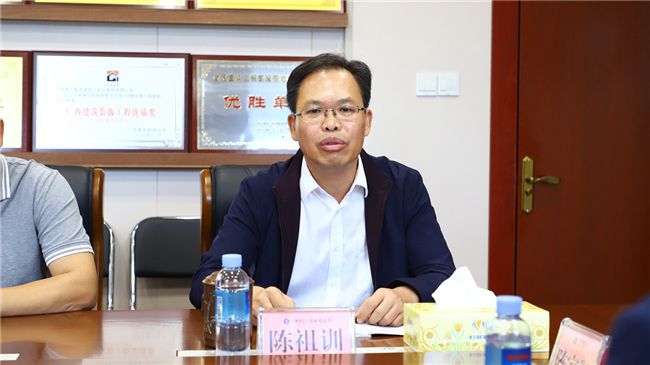 陈祖训作表态讲话。谭龙 摄（建图）.jpg