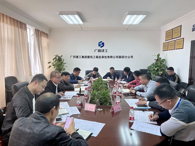 调研会现场。卢丽君 摄（建图）.jpg