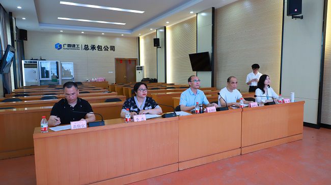 竞选会评委。李立云 摄（建图）.jpg