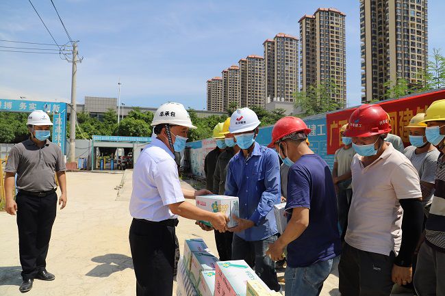 活动现场。杨钰 摄（建图）.jpg