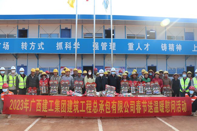 活动合影。周煜川 摄（建图）.jpg