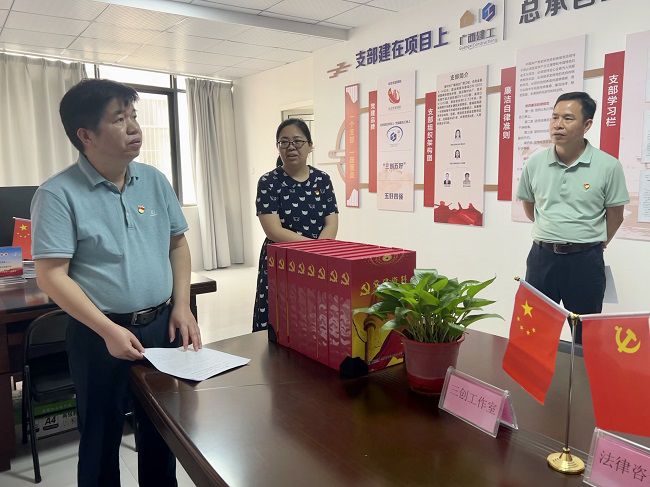 查抄现。ńㄍ1）。卢丽君摄.JPG